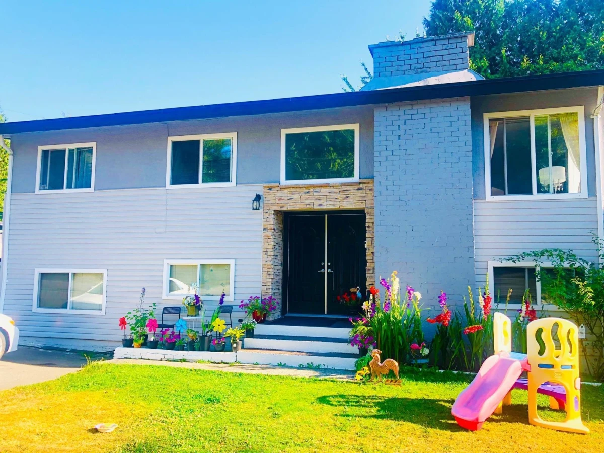 Exterior Rear Photo of 12472 100 Avenue, Surrey, BC