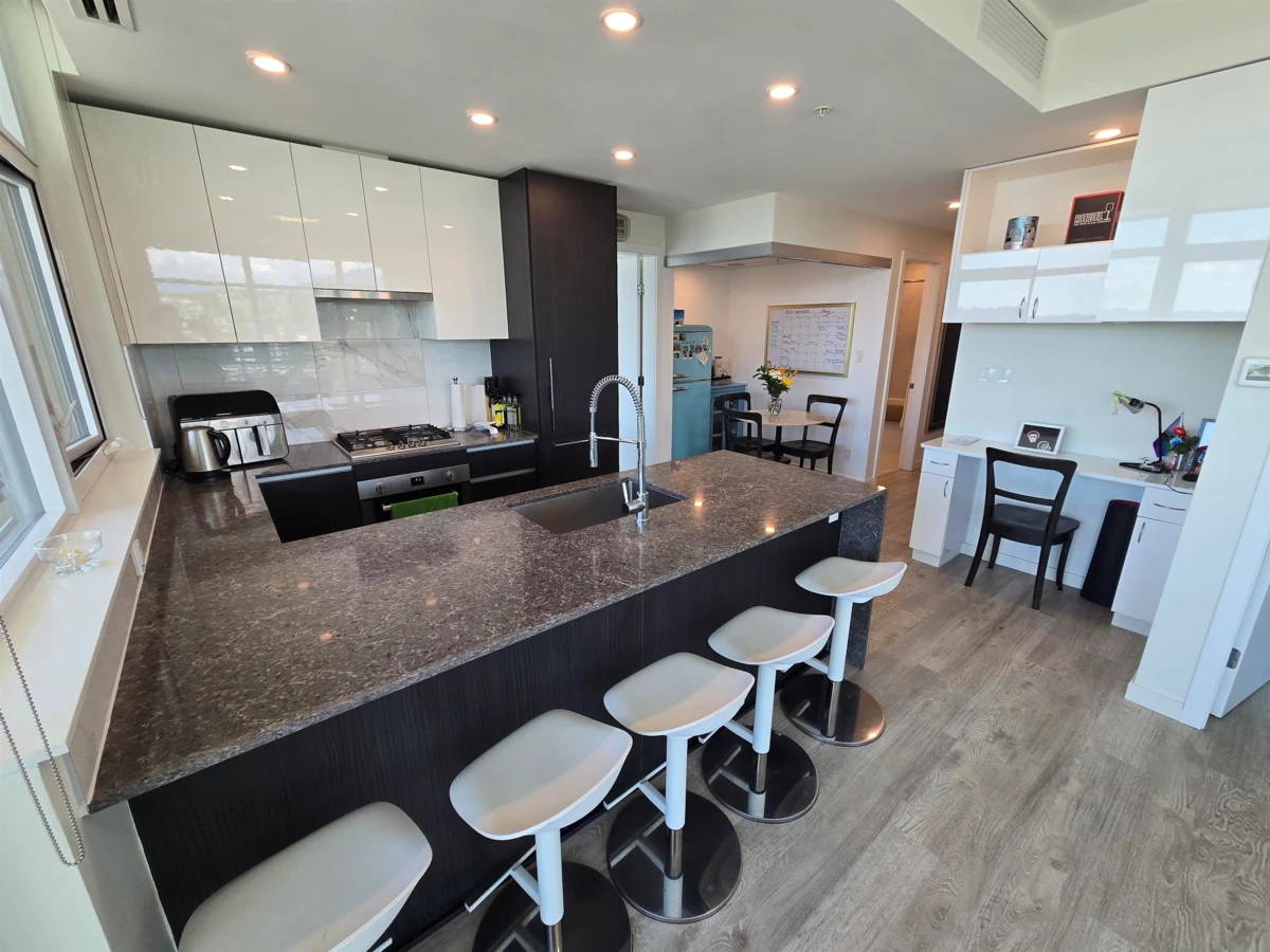 Dining Area Photo of 1705 5311 Goring Street, Burnaby, BC