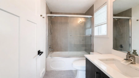 Entry Foyer Photo of 44 9680 Alexandra Road, Richmond, BC