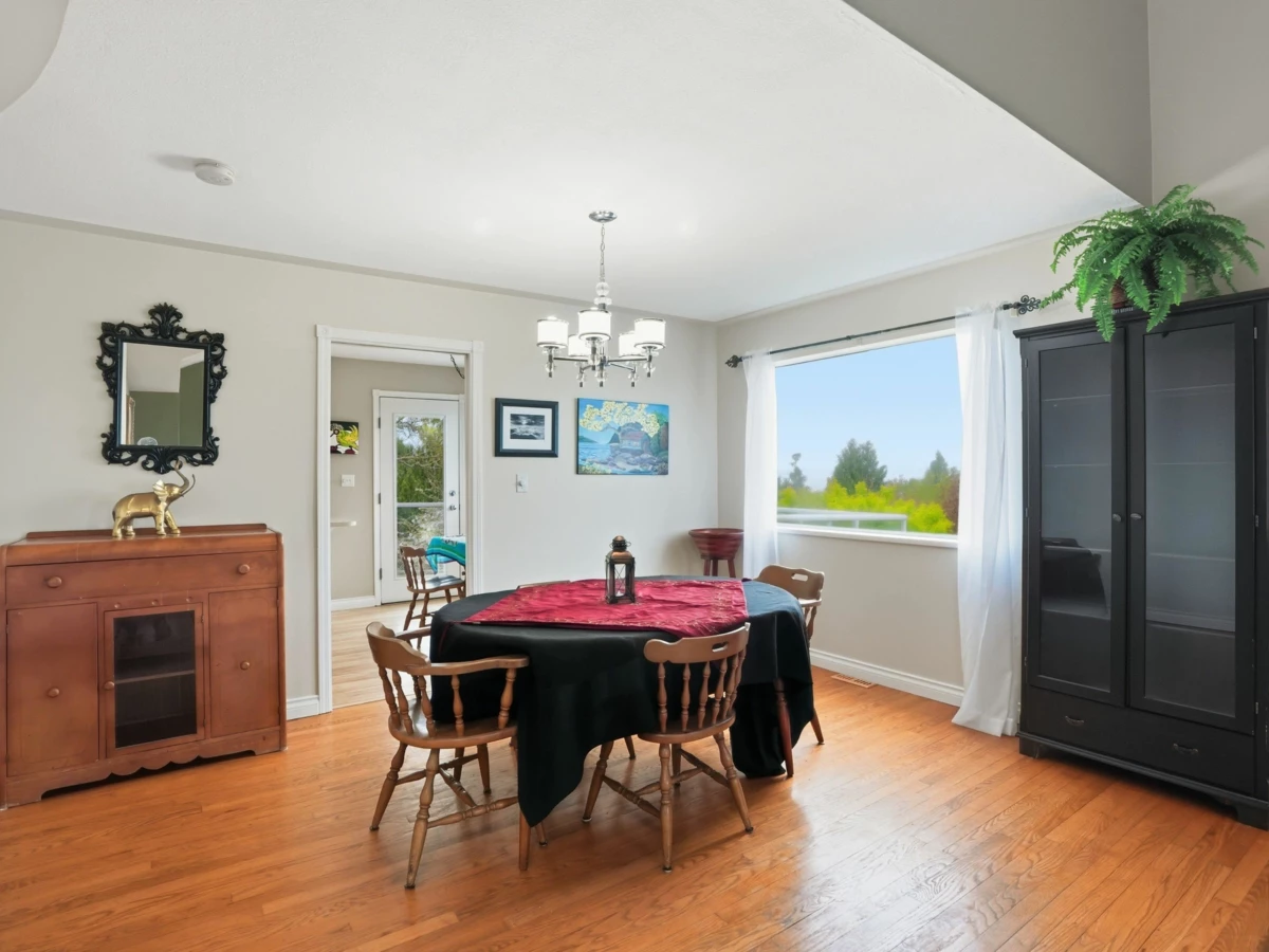 Family Room Photo of 1481 Shaughnessy Place, Gibsons, BC