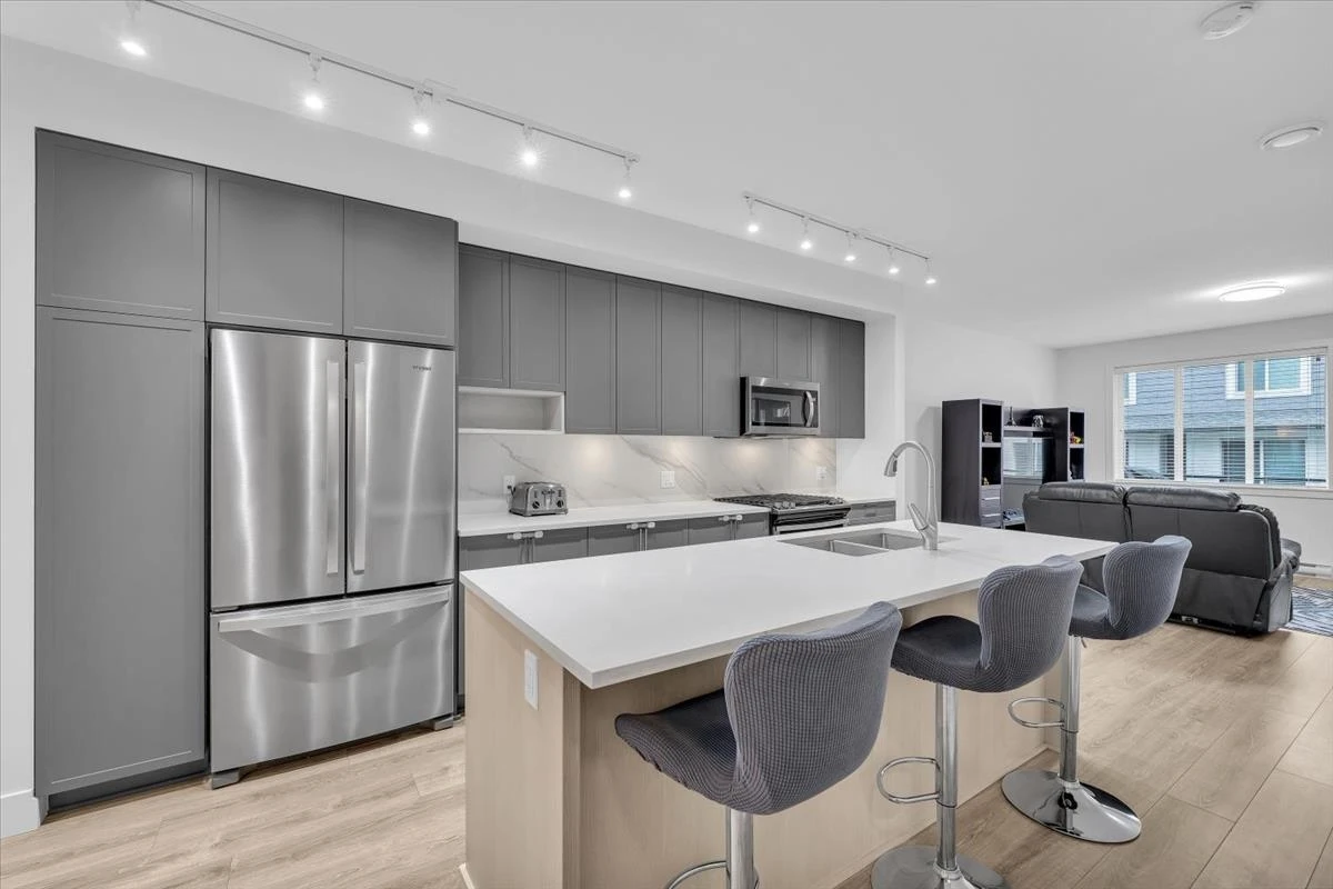 Family Room Photo of 35 9718 161a Street, Surrey, BC