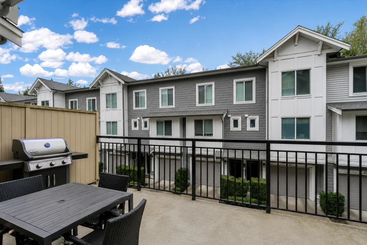 Living Room Photo of 35 9718 161a Street, Surrey, BC