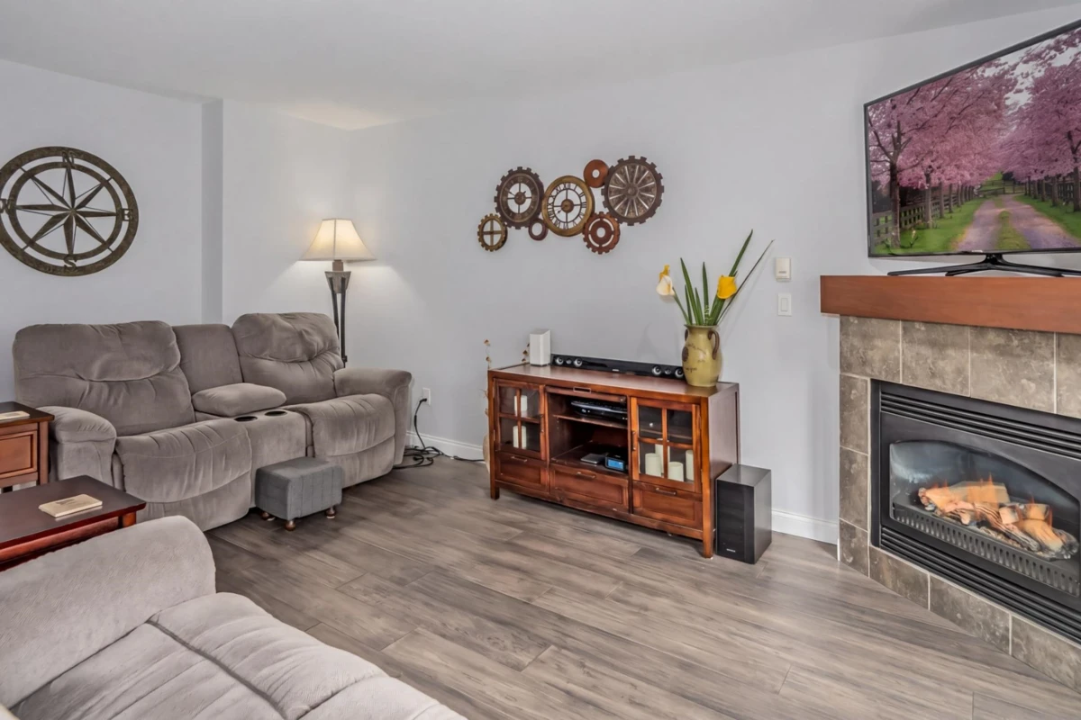 Dining Area Photo of 81 32777 Chilcotin Drive, Abbotsford, BC