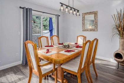 Breakfast Nook Photo of 81 32777 Chilcotin Drive, Abbotsford, BC
