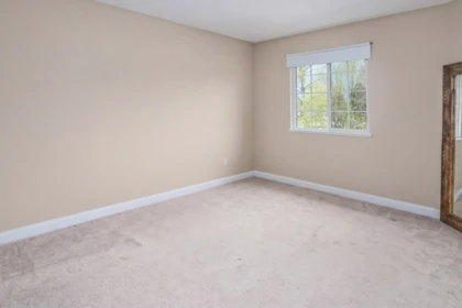 Entry Foyer Photo of 81 32777 Chilcotin Drive, Abbotsford, BC