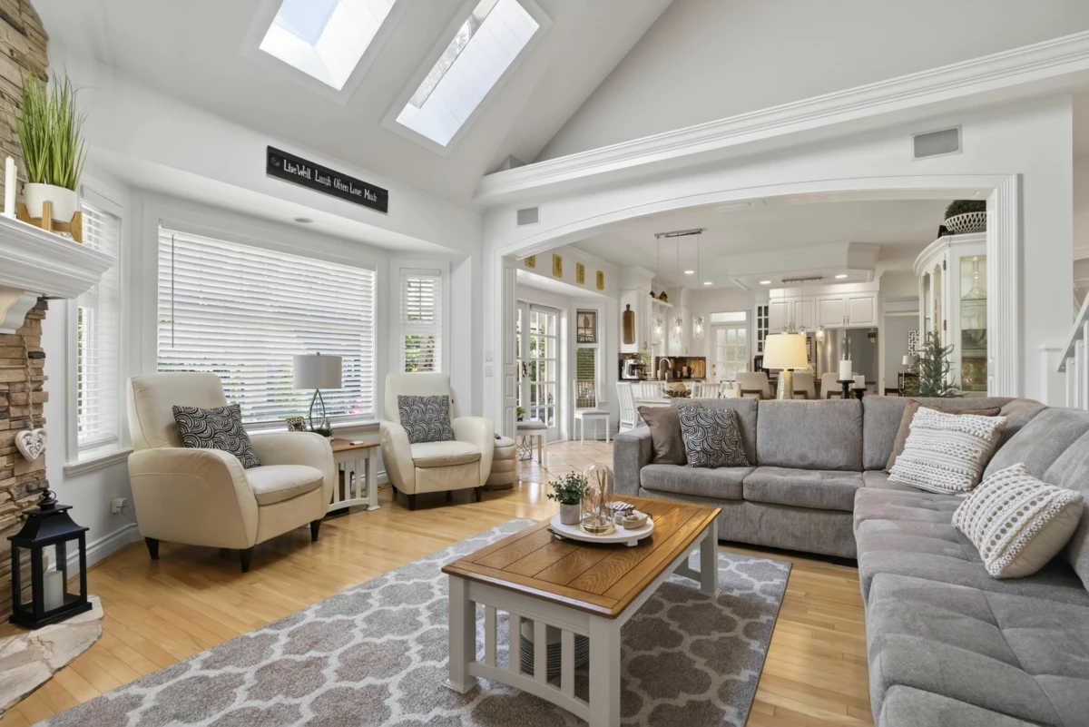 Family Room Photo of 2932 139 Street, Surrey, BC