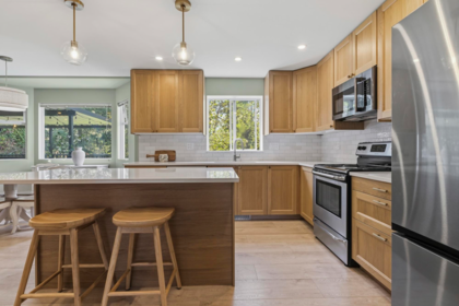 Breakfast Nook Photo of 23623 Tamarack Lane, Maple Ridge, BC