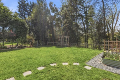 Community Amenities Photo (Clubhouse) of 23623 Tamarack Lane, Maple Ridge, BC