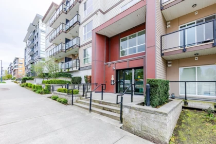 323 13768 108 Avenue, Surrey, BC, Surrey — Apartment/Condo for sale