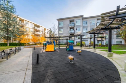 Outdoor Deck Photo of 323 13768 108 Avenue, Surrey, BC