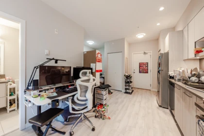 Pantry Photo of 323 13768 108 Avenue, Surrey, BC