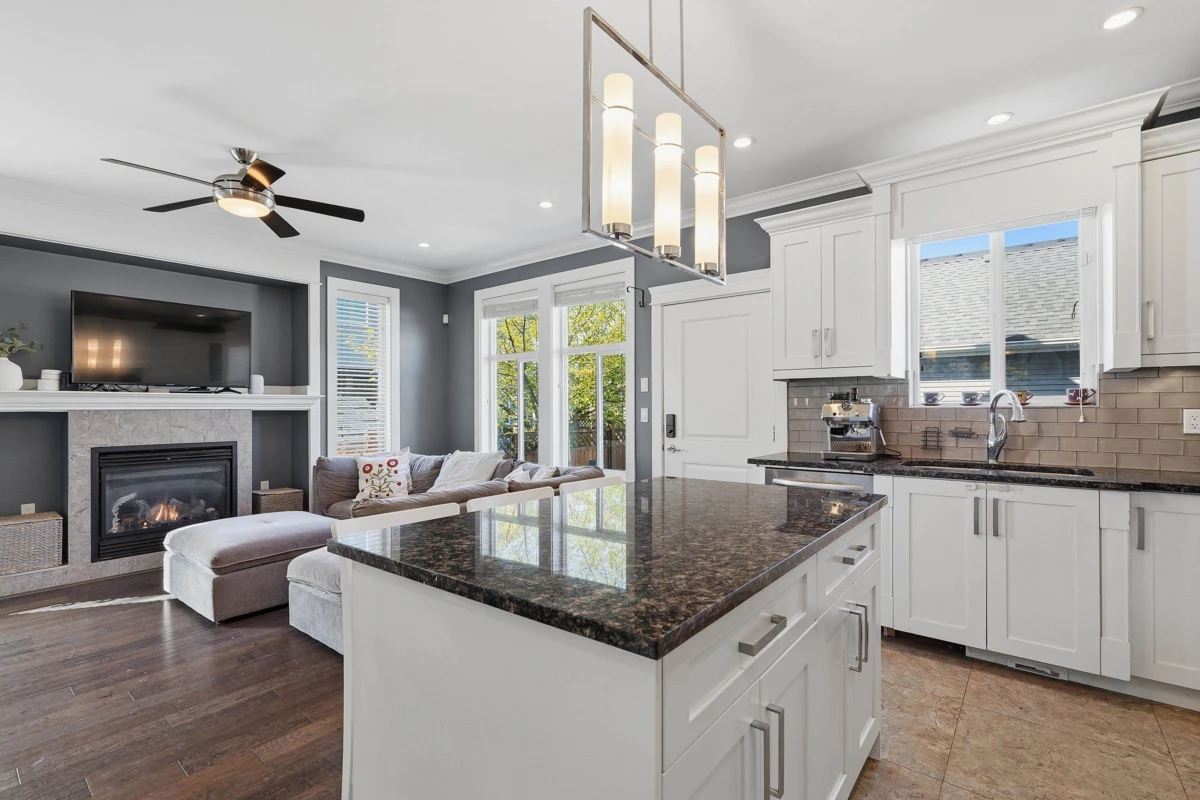 Dining Area Photo of 7669 211a Street, Langley, BC