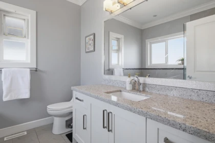 Mudroom Photo of 7669 211a Street, Langley, BC