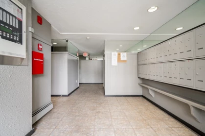 Entry Foyer Photo of 309 240 Mahon Avenue, North Vancouver, BC