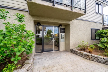 Mudroom Photo of 309 240 Mahon Avenue, North Vancouver, BC