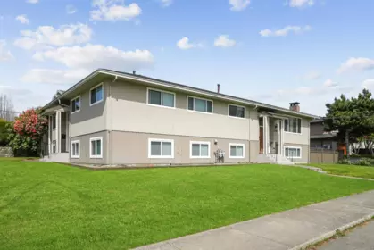 1570 Sperling Avenue, Burnaby, BC, Burnaby — Duplex for sale