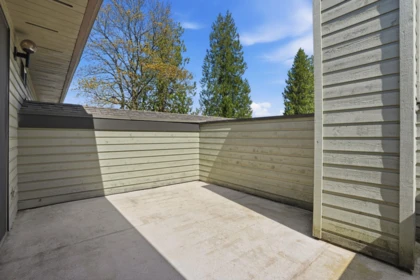 Front Yard Photo of 20660 46a Ave Avenue, Langley, BC