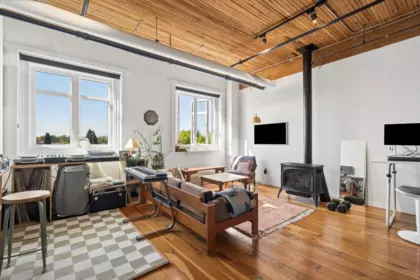321 2556 E Hastings Street, Vancouver, BC, Vancouver — Apartment/Condo for sale