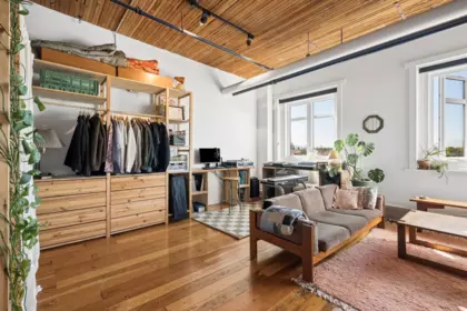 321 2556 E Hastings Street, Vancouver, BC, Vancouver — Apartment/Condo for sale