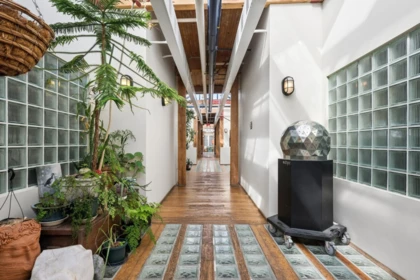 Office / Den Photo of 321 2556 E Hastings Street, Vancouver, BC