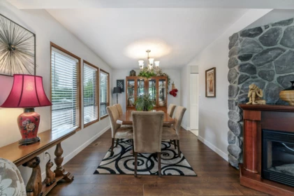 Breakfast Nook Photo of 240 27111 Avenue, Langley, BC