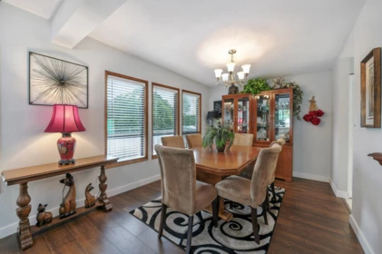 Kitchen Island Photo of 240 27111 Avenue, Langley, BC