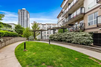 Outdoor Deck Photo of 211 13768 108 Avenue, Surrey, BC