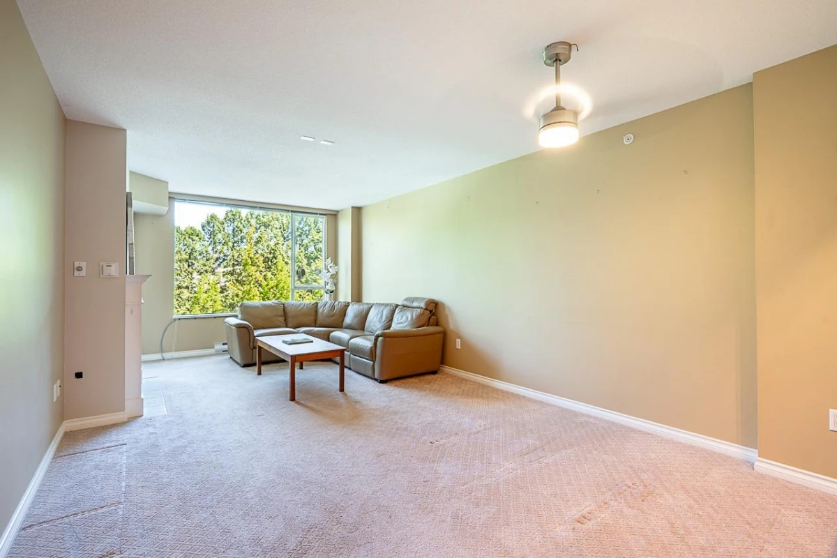 Dining Area Photo of 311 12148 224 Street, Maple Ridge, BC