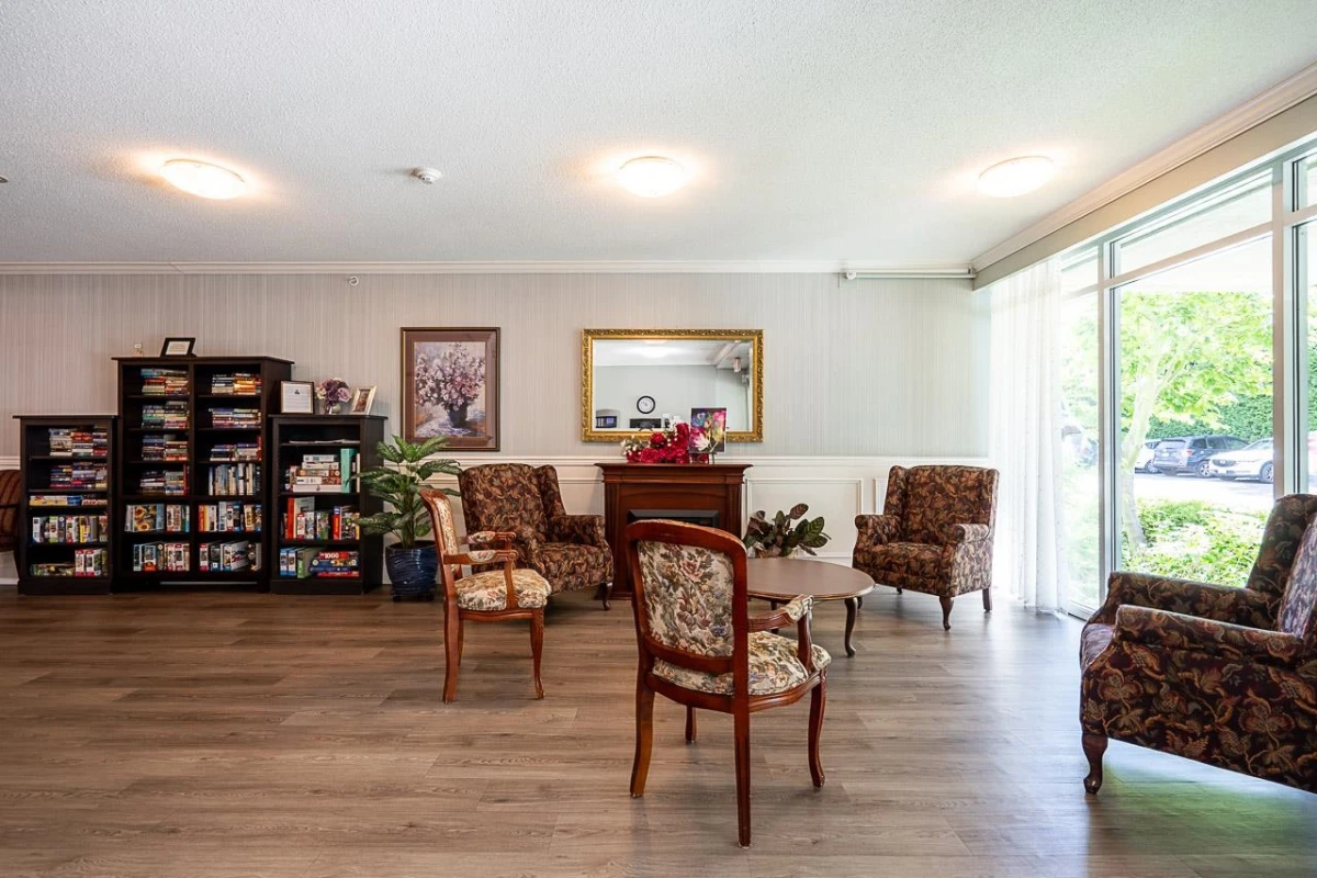 Living Room Photo of 311 12148 224 Street, Maple Ridge, BC