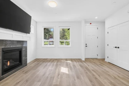 Kitchen Island Photo of 25065 112 Avenue, Maple Ridge, BC