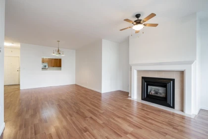 Kitchen Photo of 208 4989 47 Avenue, Ladner, BC