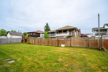 Fitness Center Photo Near 12276 75a Avenue, Surrey, BC