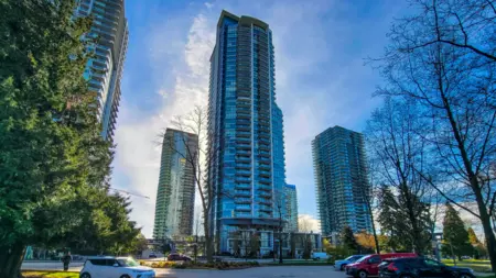 4003 4900 Lennox Lane, Burnaby, BC, Burnaby — Apartment/Condo for sale