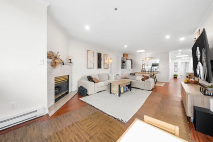 Kitchen Island Photo of 305 1318 W 6th Avenue, Vancouver, BC