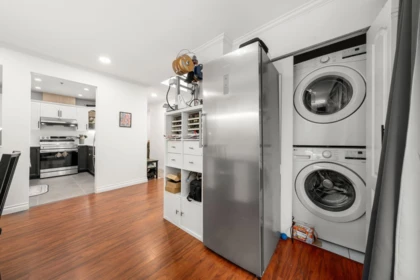 Laundry Room Photo of 305 1318 W 6th Avenue, Vancouver, BC