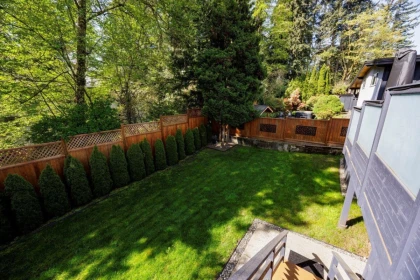 Backyard Photo of 2549 Bendale Road, North Vancouver, BC