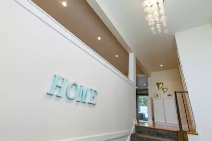 Entry Foyer Photo of 2549 Bendale Road, North Vancouver, BC