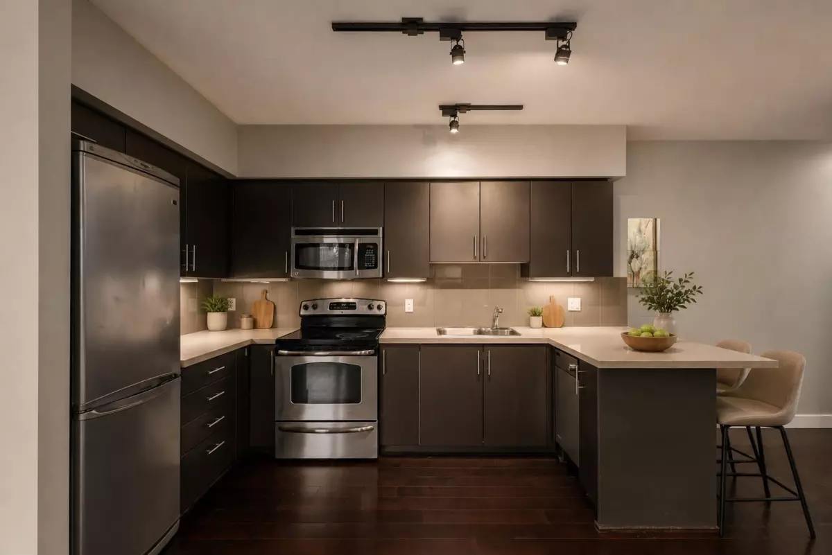 Dining Area Photo of 425 9009 Cornerstone Mews, Burnaby, BC