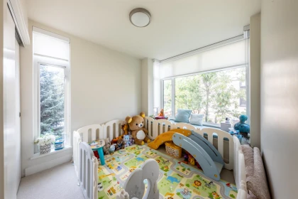 Powder Room Photo of 979 W 46th Avenue, Vancouver, BC