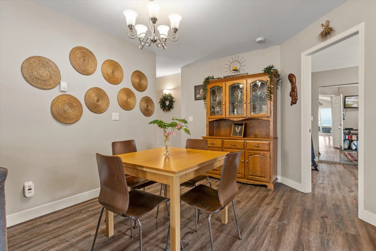 Family Room Photo of 217 6875 121 Street, Surrey, BC
