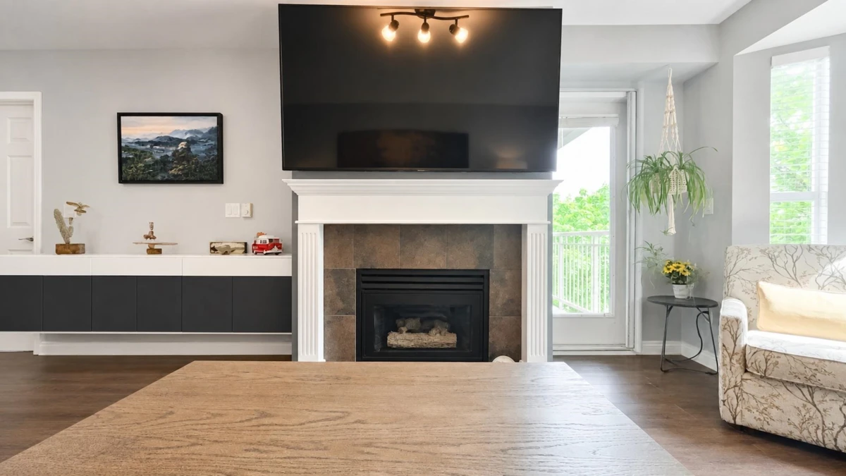 Family Room Photo of 306 2393 Welcher Avenue, Port Coquitlam, BC