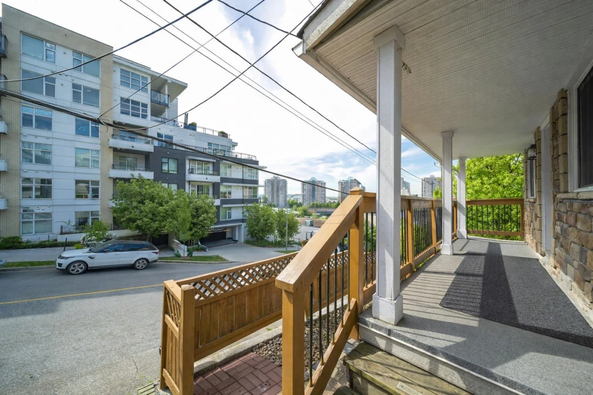 Exterior Rear Photo of 1011 Auckland Street, New Westminster, BC