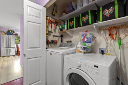 Laundry Room Photo of 11 32821 6 Avenue, Mission, BC