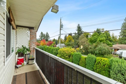 Mudroom Photo of 11 32821 6 Avenue, Mission, BC