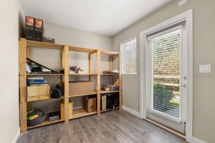 Entry Foyer Photo of 2 15588 32 Avenue, Surrey, BC