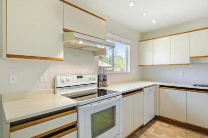 Breakfast Nook Photo of 836 Roche Point Drive, North Vancouver, BC