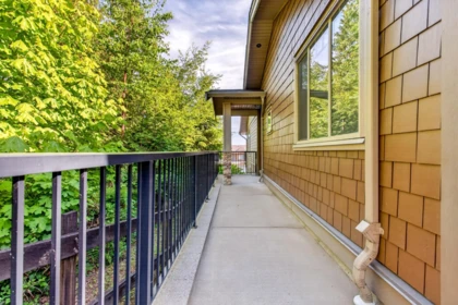 103 3451 Burke Village Promenade, Coquitlam, BC, Coquitlam — Townhouse for sale