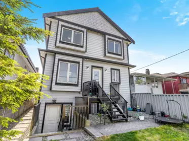 Backyard Photo of 2889 Mcgill Street, Vancouver, BC