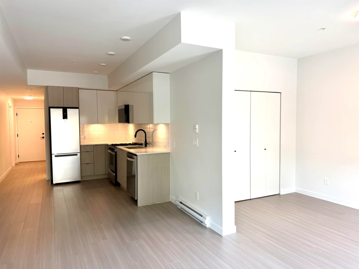 Dining Area Photo of 102 2277 Hawthorne Avenue, Port Coquitlam, BC