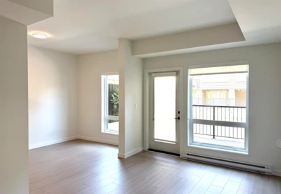 Primary Bedroom Photo of 102 2277 Hawthorne Avenue, Port Coquitlam, BC